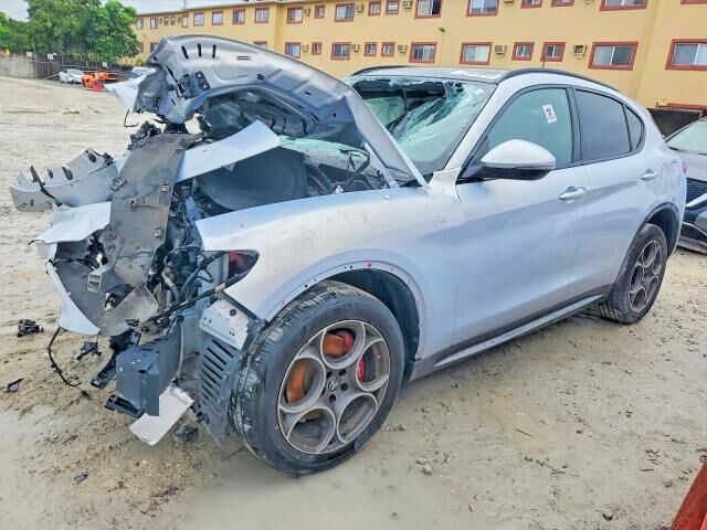 2022 ALFA ROMEO Stelvio