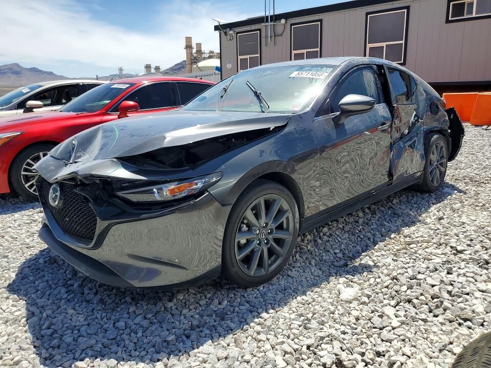 2022 MAZDA Mazda3