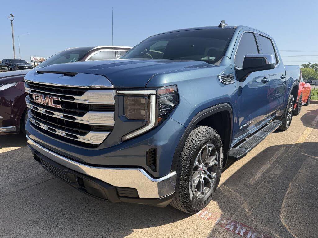 2024 GMC Sierra