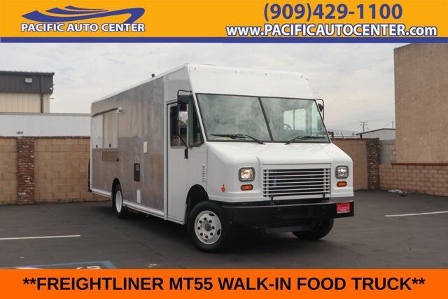 2016 FREIGHTLINER MT 55 Chassis
