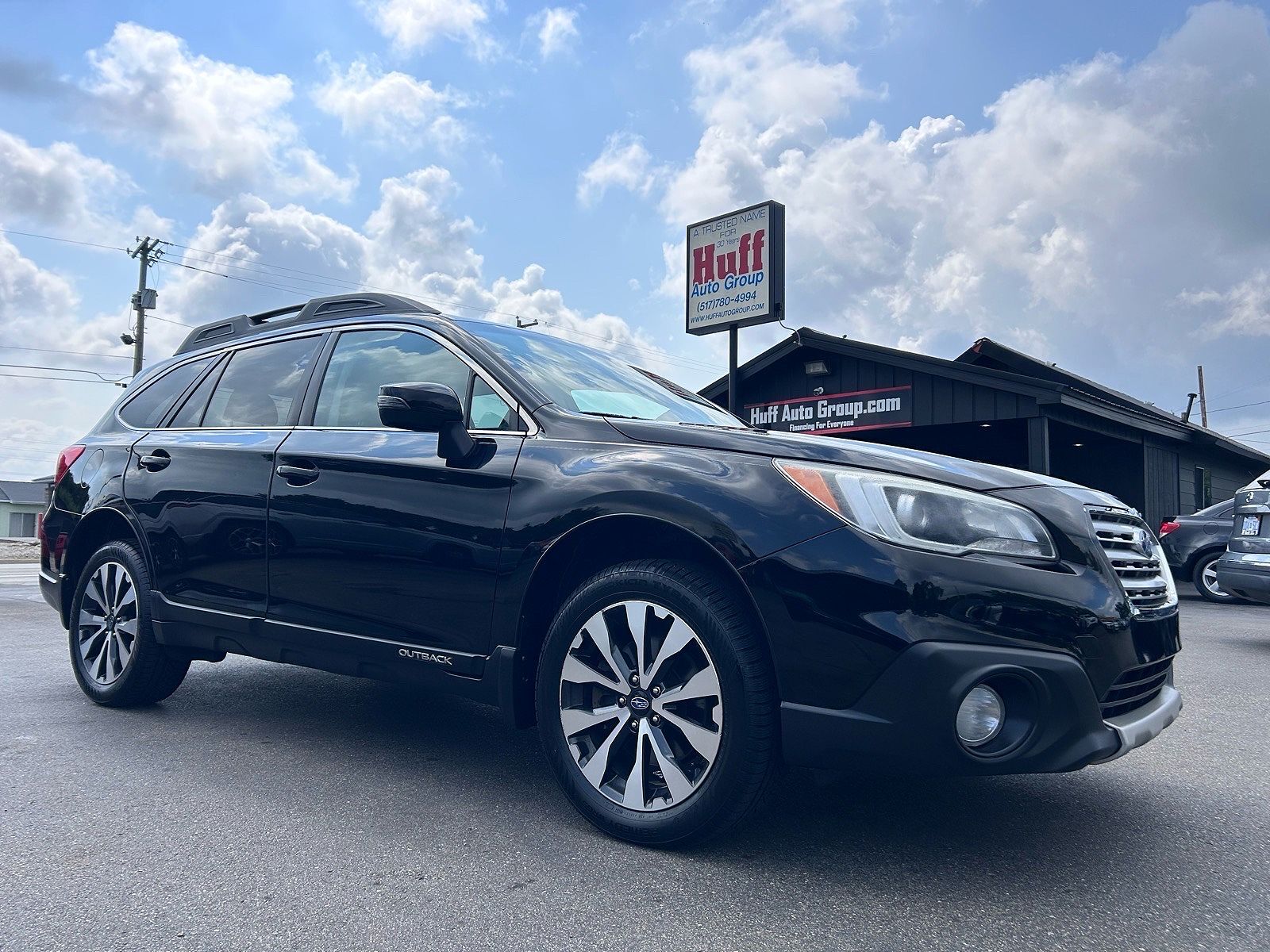 2017 SUBARU Outback