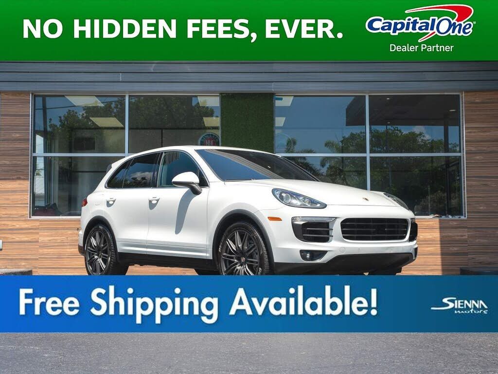 2017 PORSCHE Cayenne