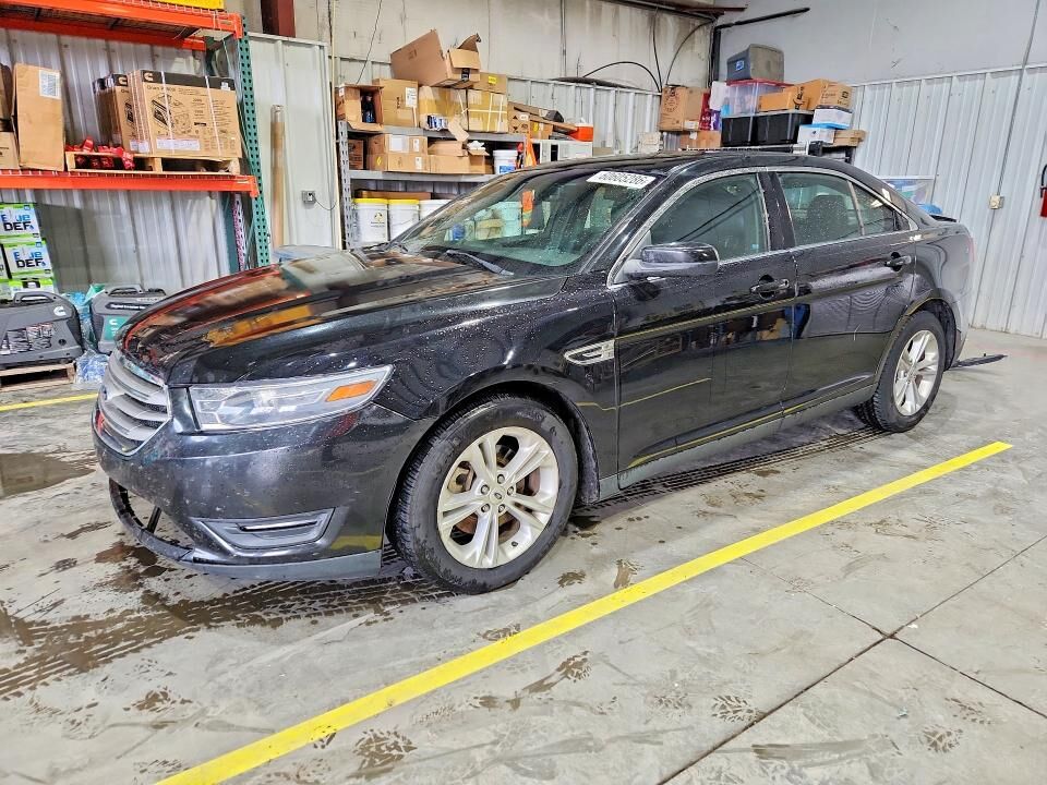 2013 FORD Taurus