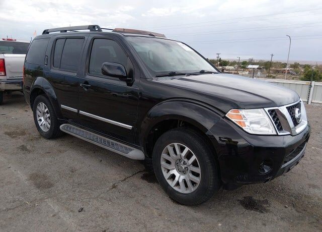 2011 NISSAN Pathfinder