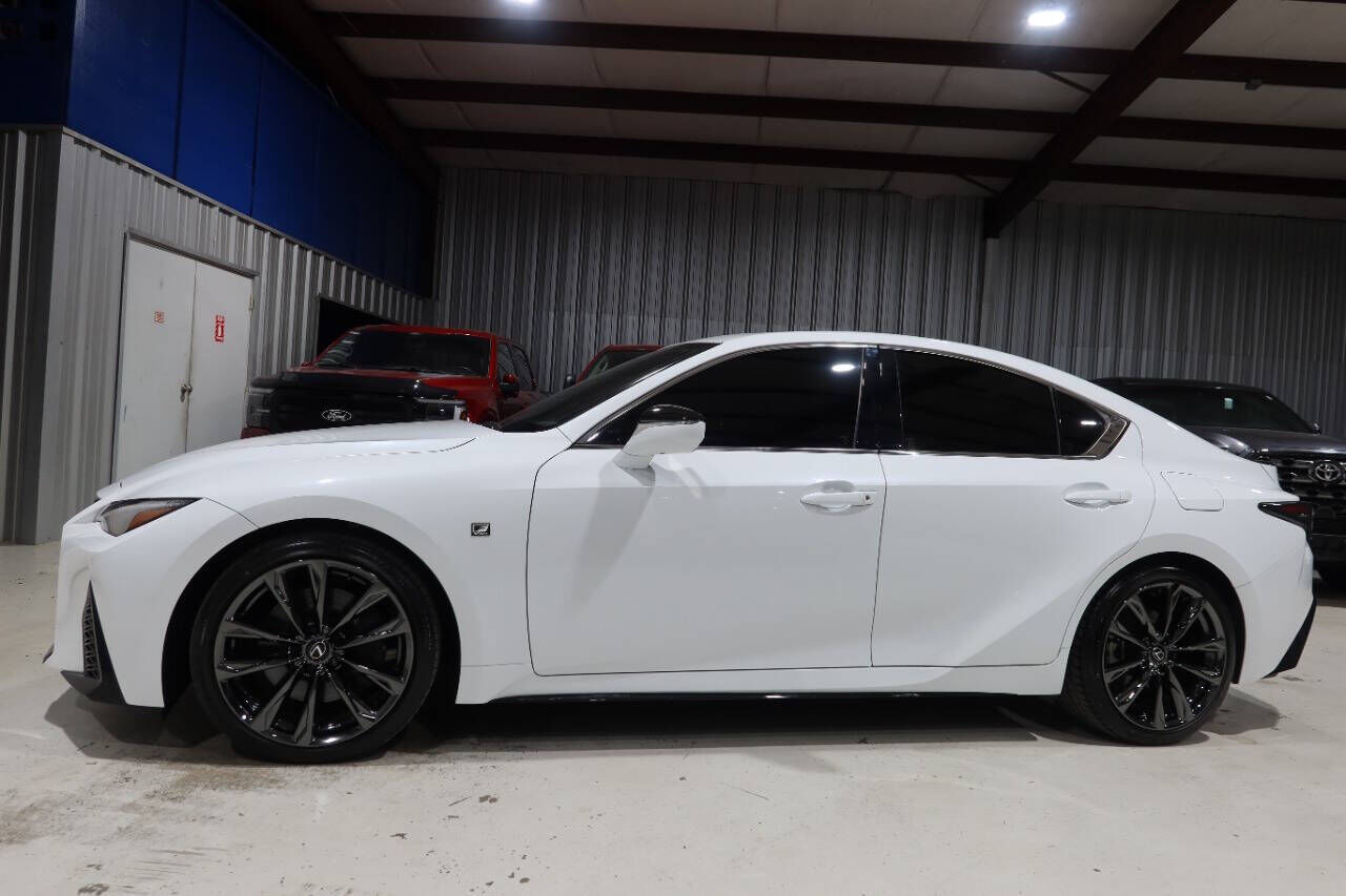 2024 LEXUS IS