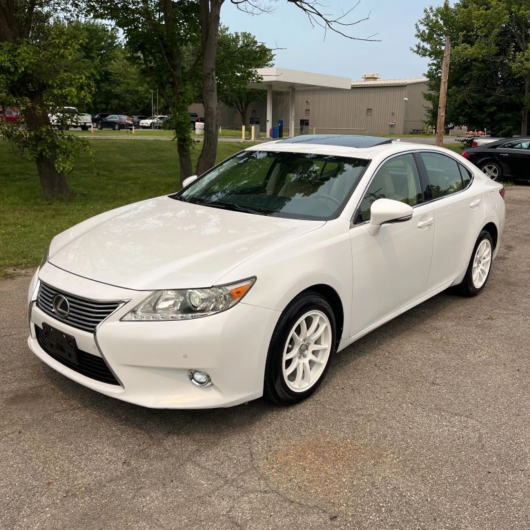2014 LEXUS ES