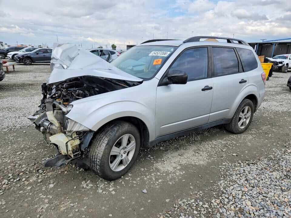2011 SUBARU Forester