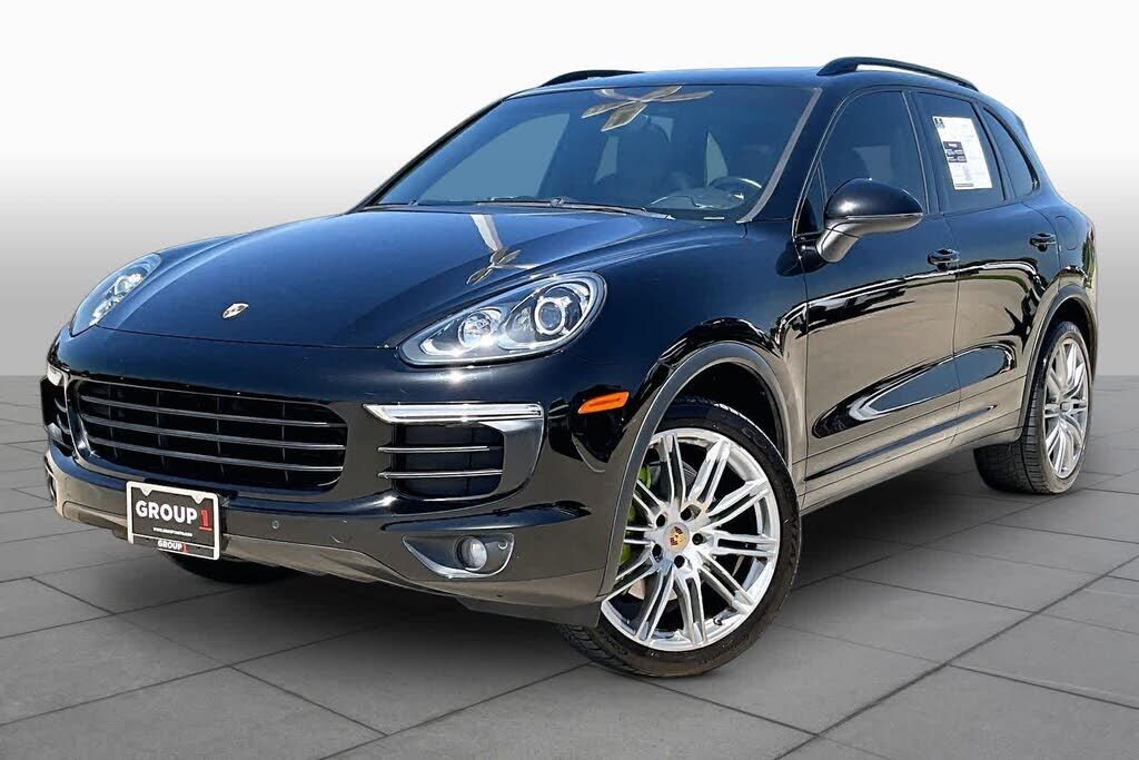 2016 PORSCHE Cayenne