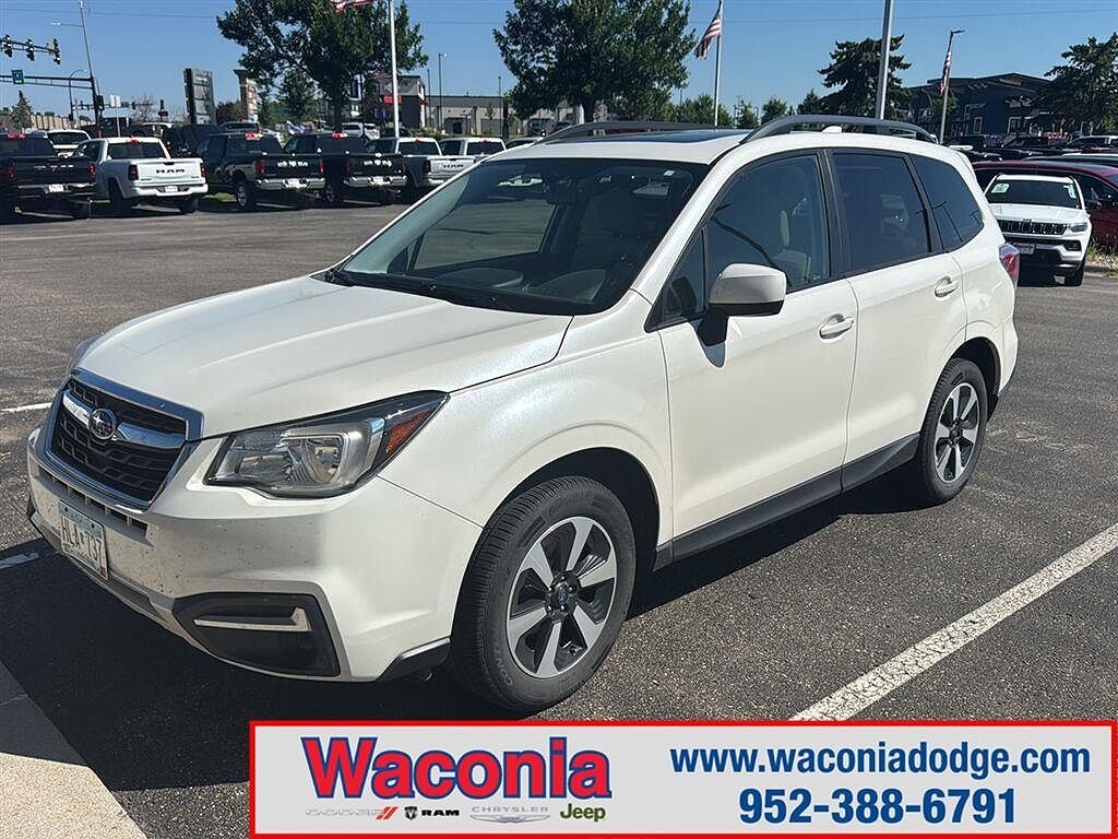 2017 SUBARU Forester