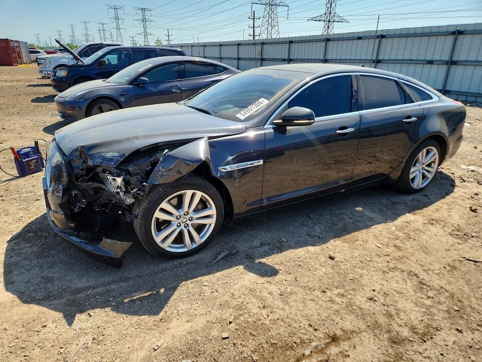 2013 JAGUAR XJ
