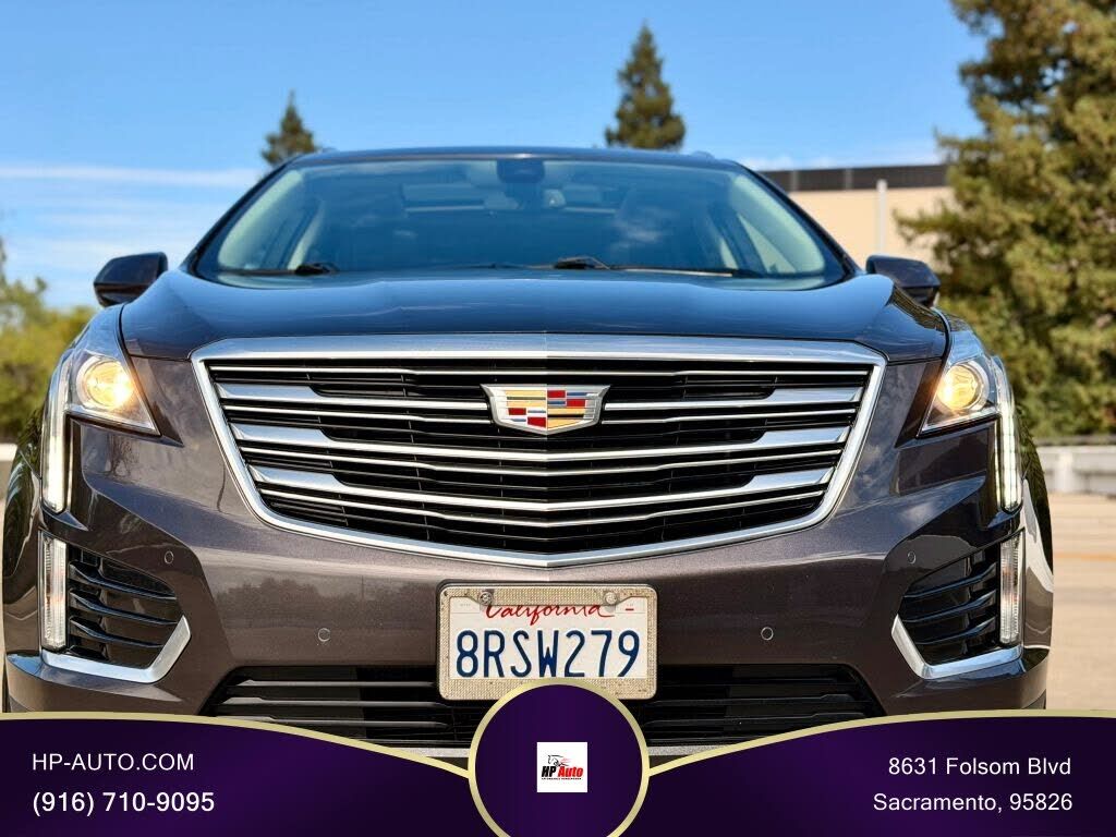 2017 CADILLAC XT5