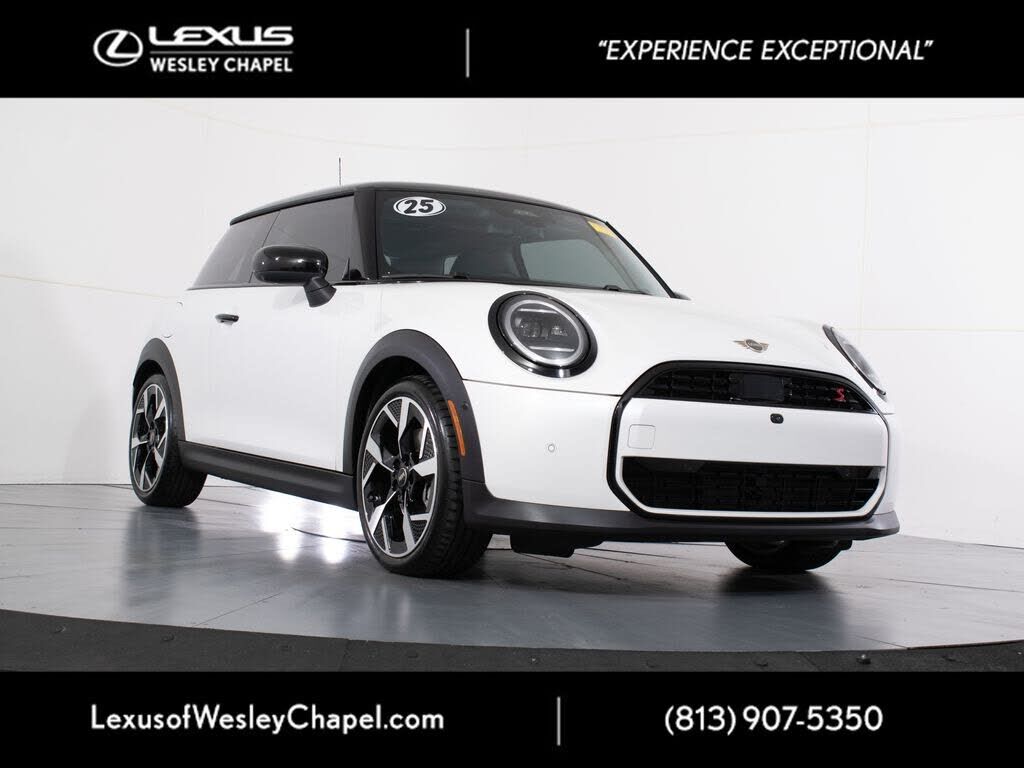 2025 MINI Hardtop