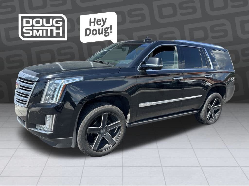 2017 CADILLAC Escalade