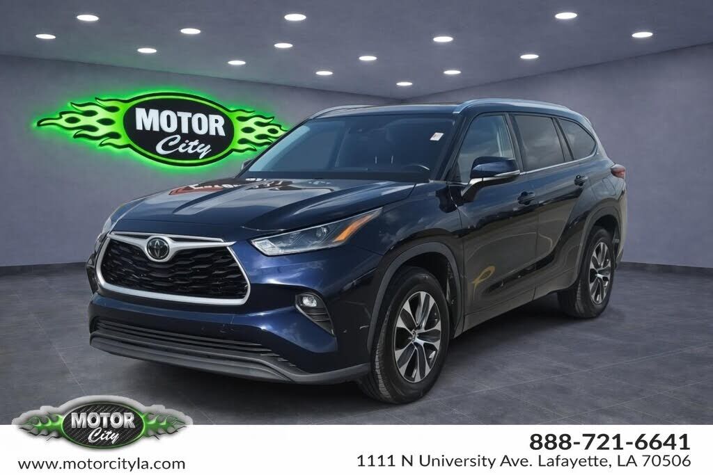 2021 TOYOTA Highlander
