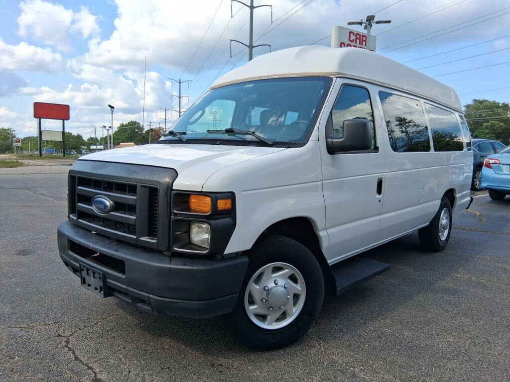 2009 FORD E-250