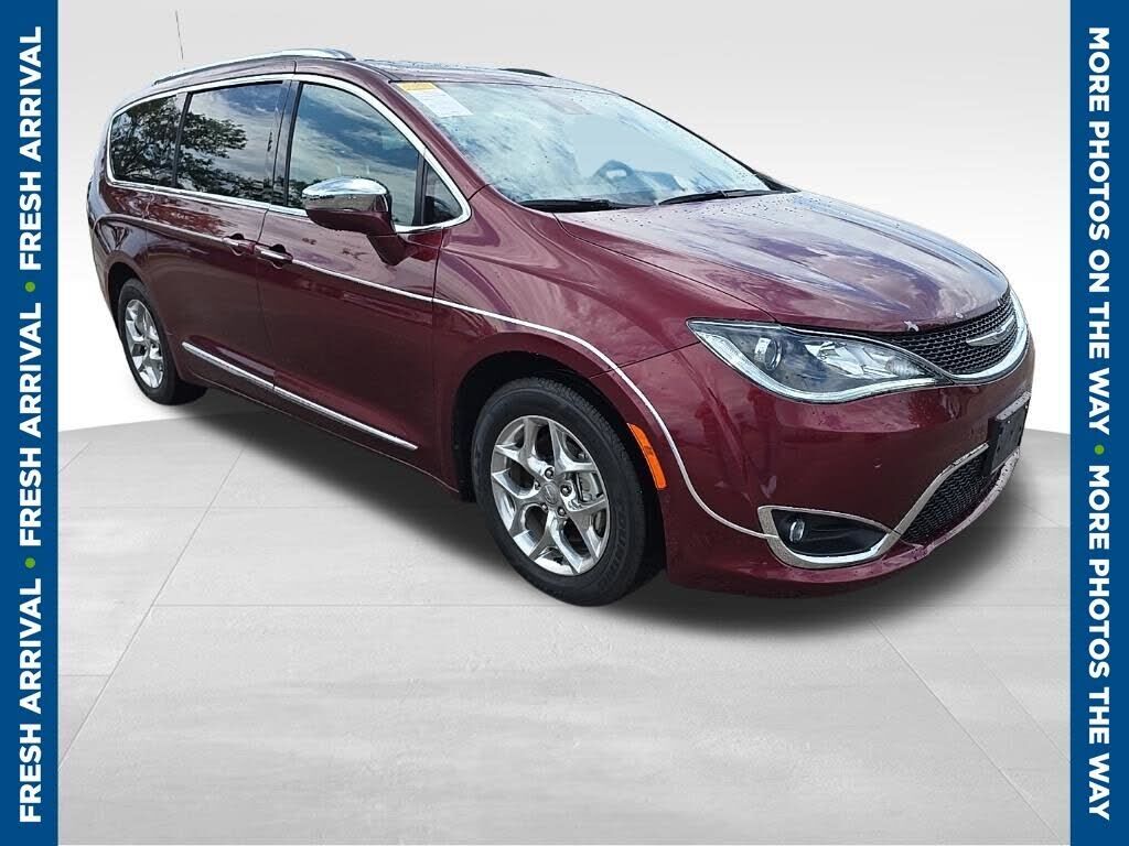 2017 CHRYSLER Pacifica