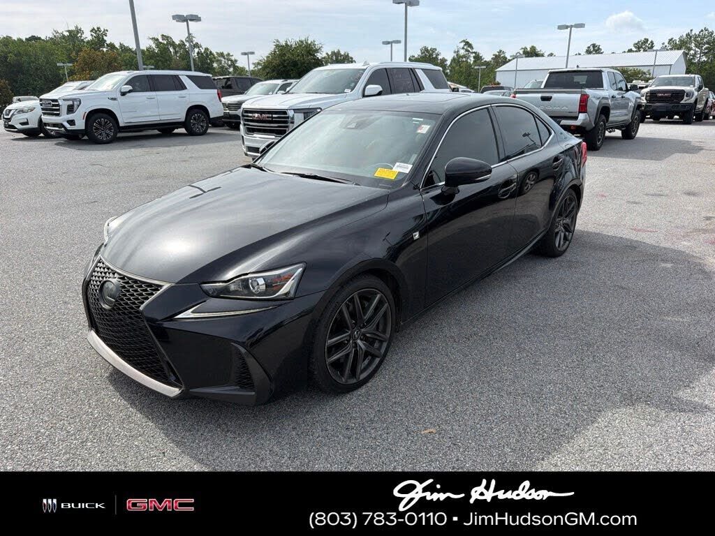 2019 LEXUS IS