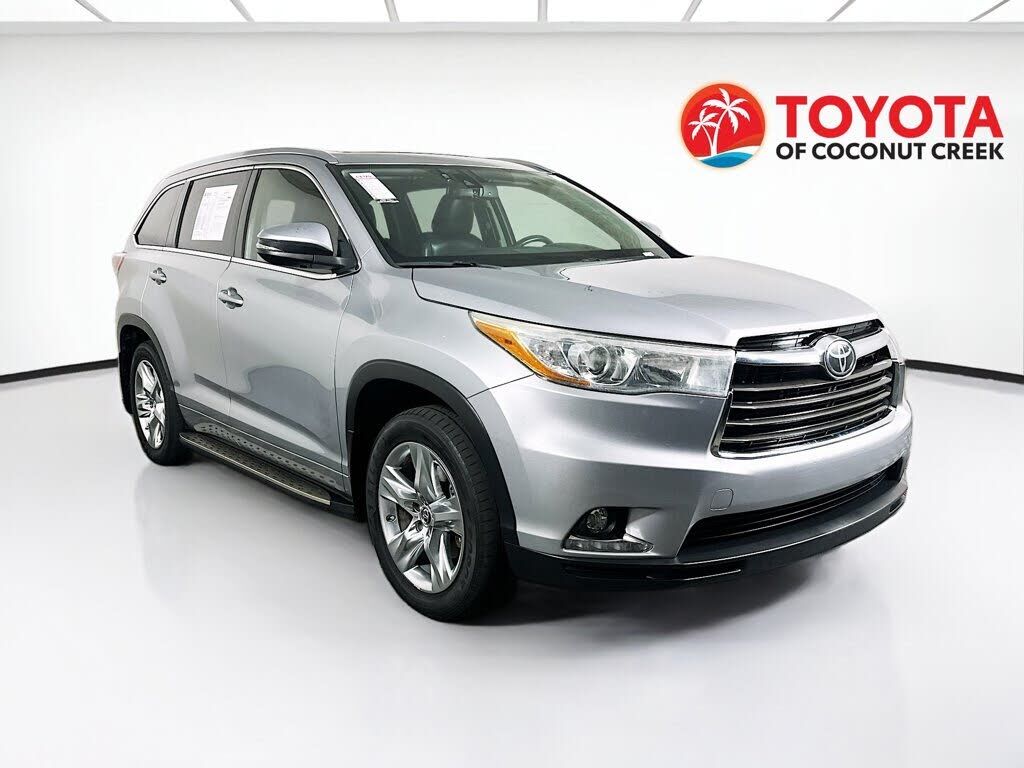 2016 TOYOTA Highlander