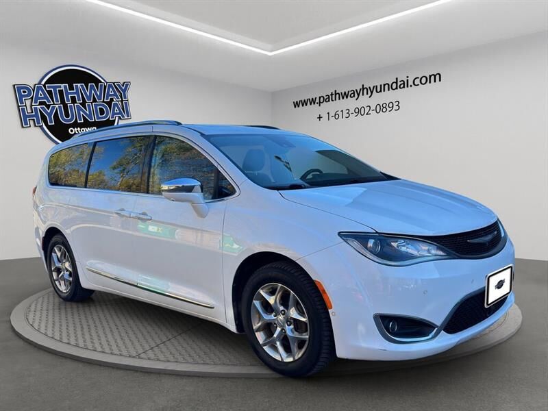Chrysler Pacifica