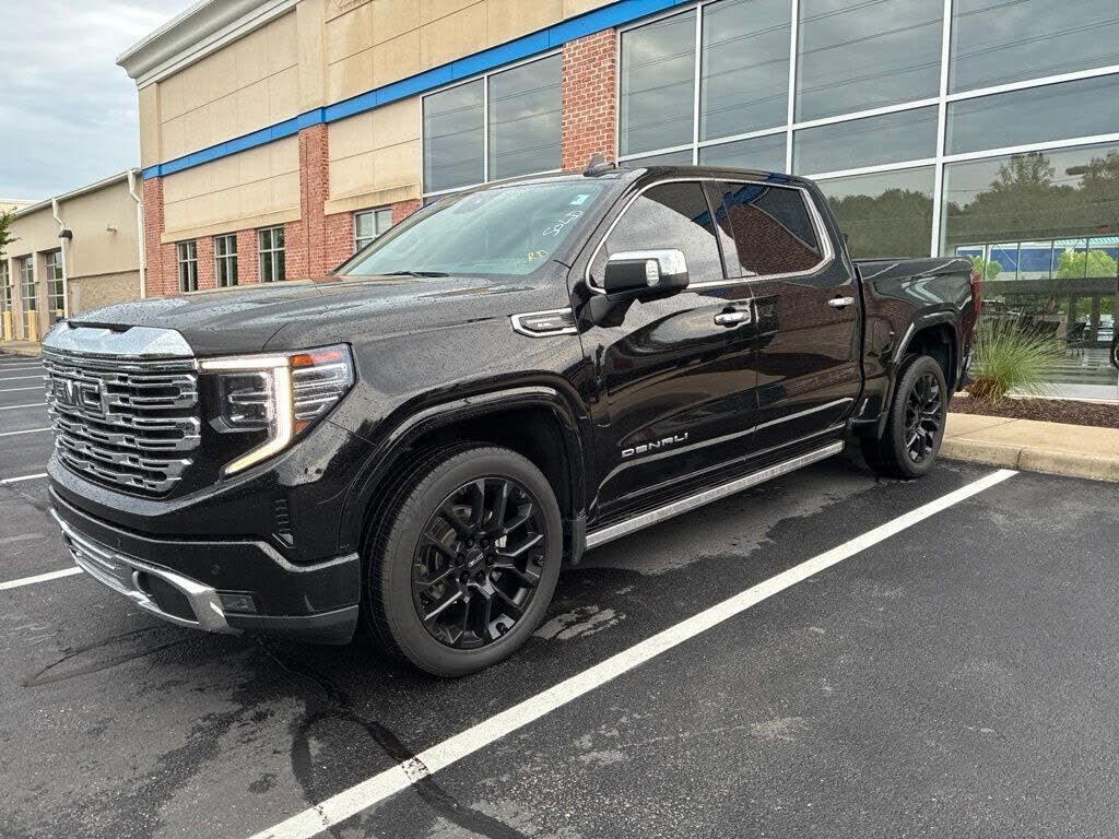 2023 GMC Sierra
