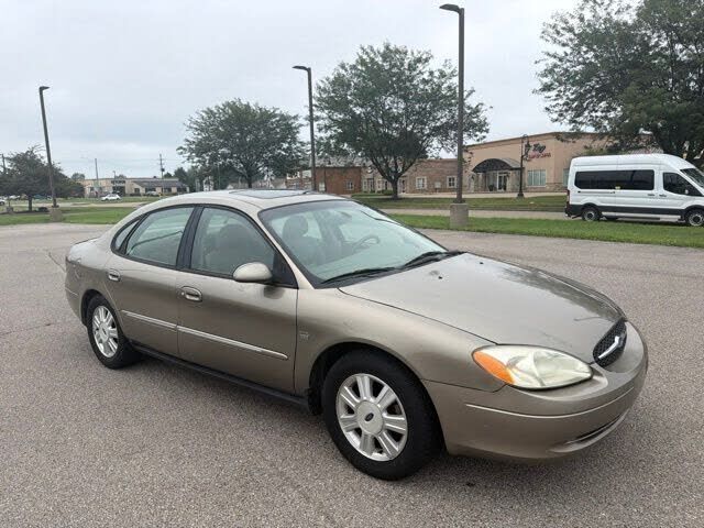 2003 FORD Taurus