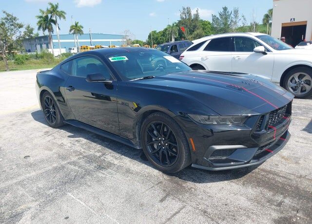 2025 FORD Mustang