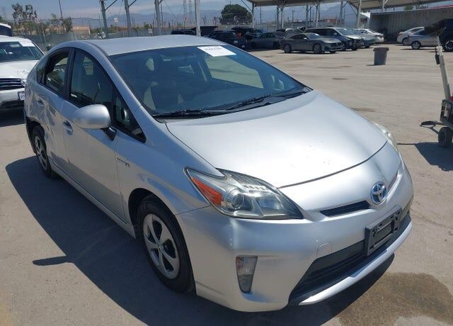 2015 TOYOTA PRIUS