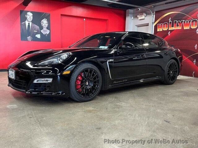 2013 PORSCHE Panamera
