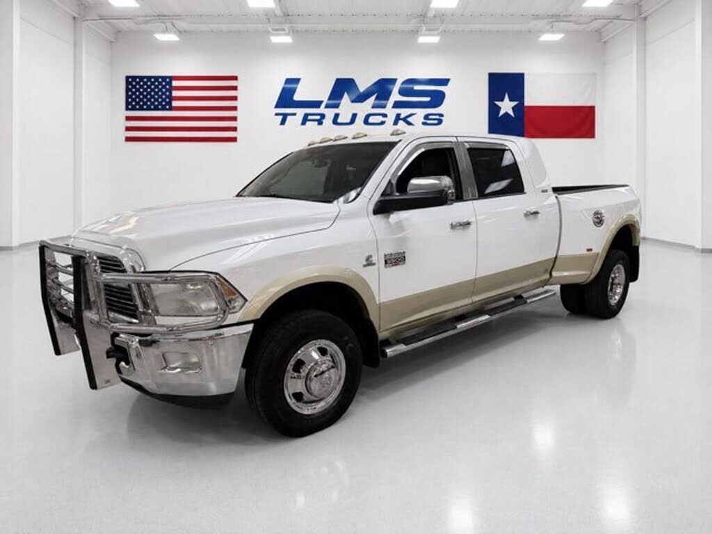 2011 DODGE Ram