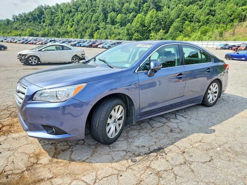 2017 SUBARU Legacy