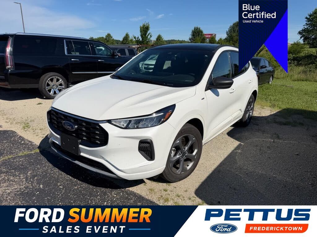 2024 FORD Escape