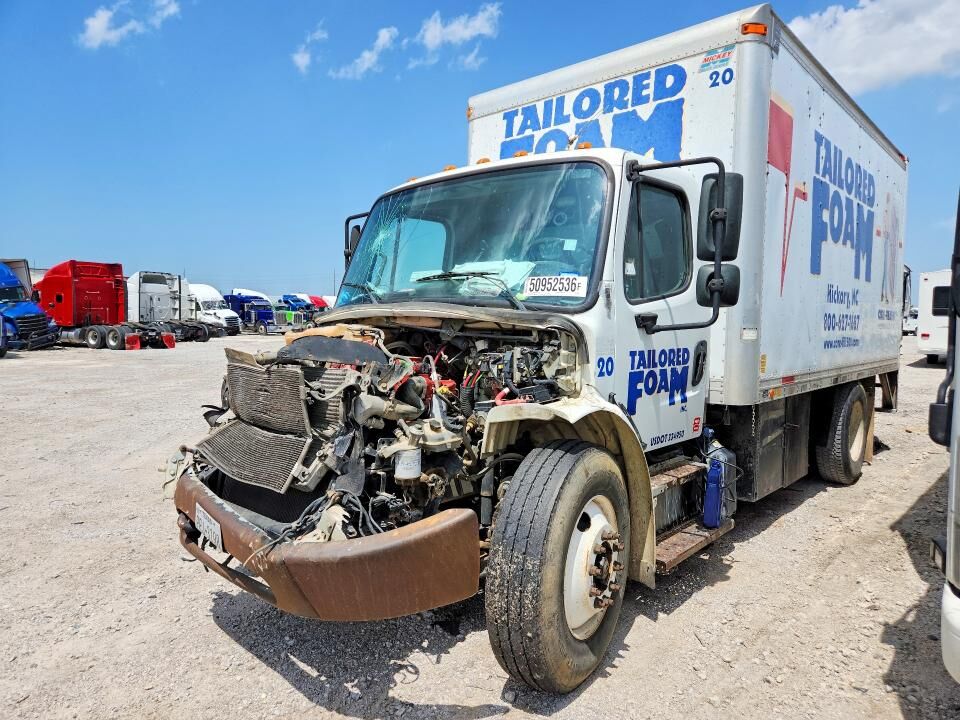 2013 FREIGHTLINER M2