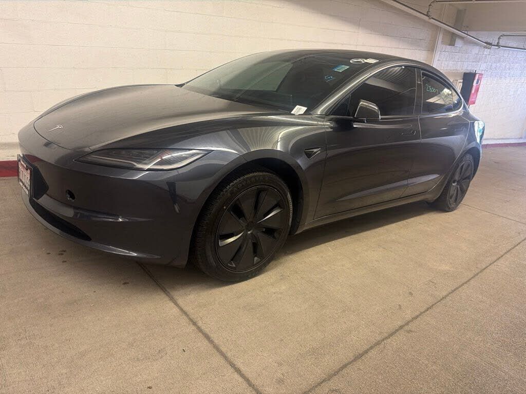 2024 TESLA Model 3