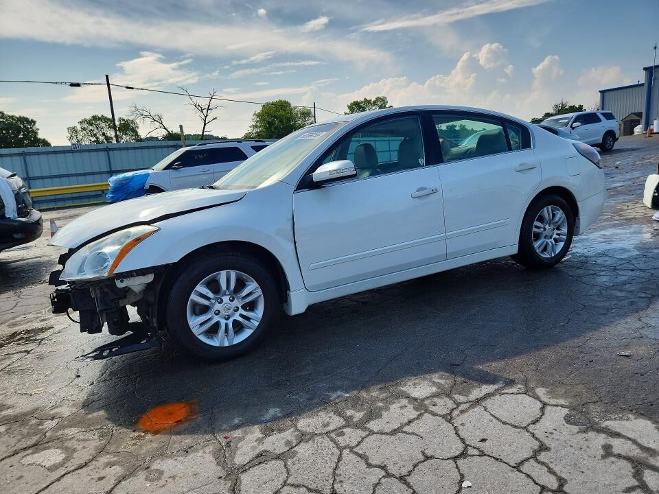 2011 NISSAN Altima