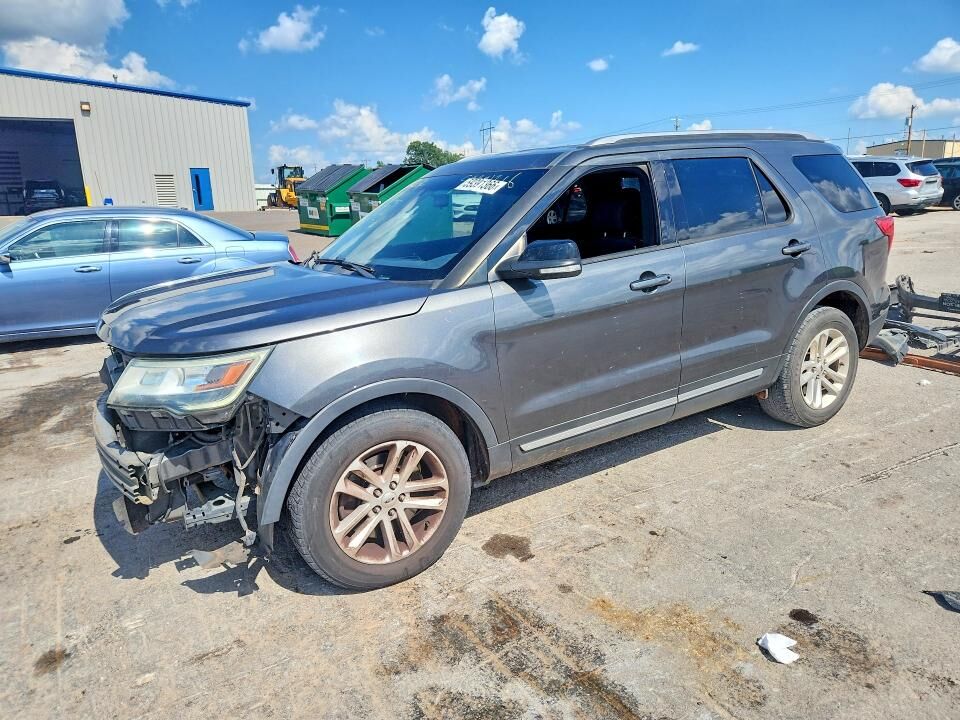 2016 FORD Explorer