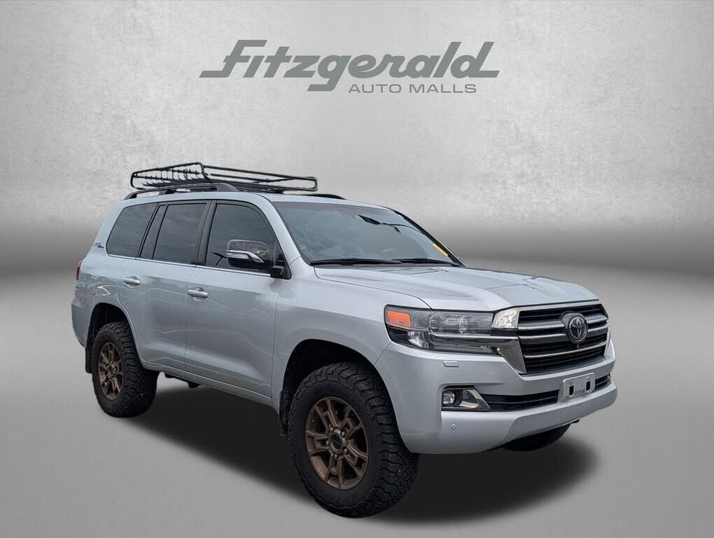 2021 TOYOTA Land Cruiser