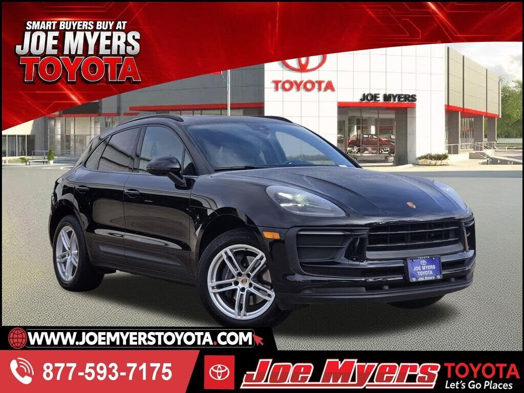 2022 PORSCHE Macan