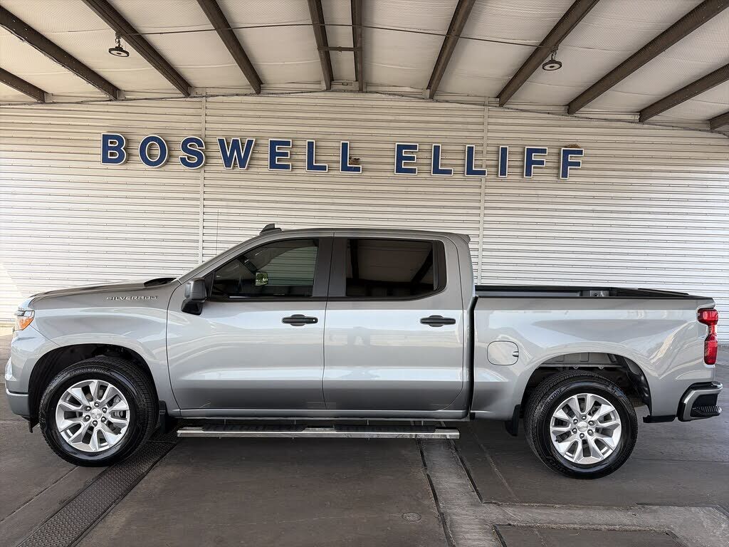2024 CHEVROLET Silverado