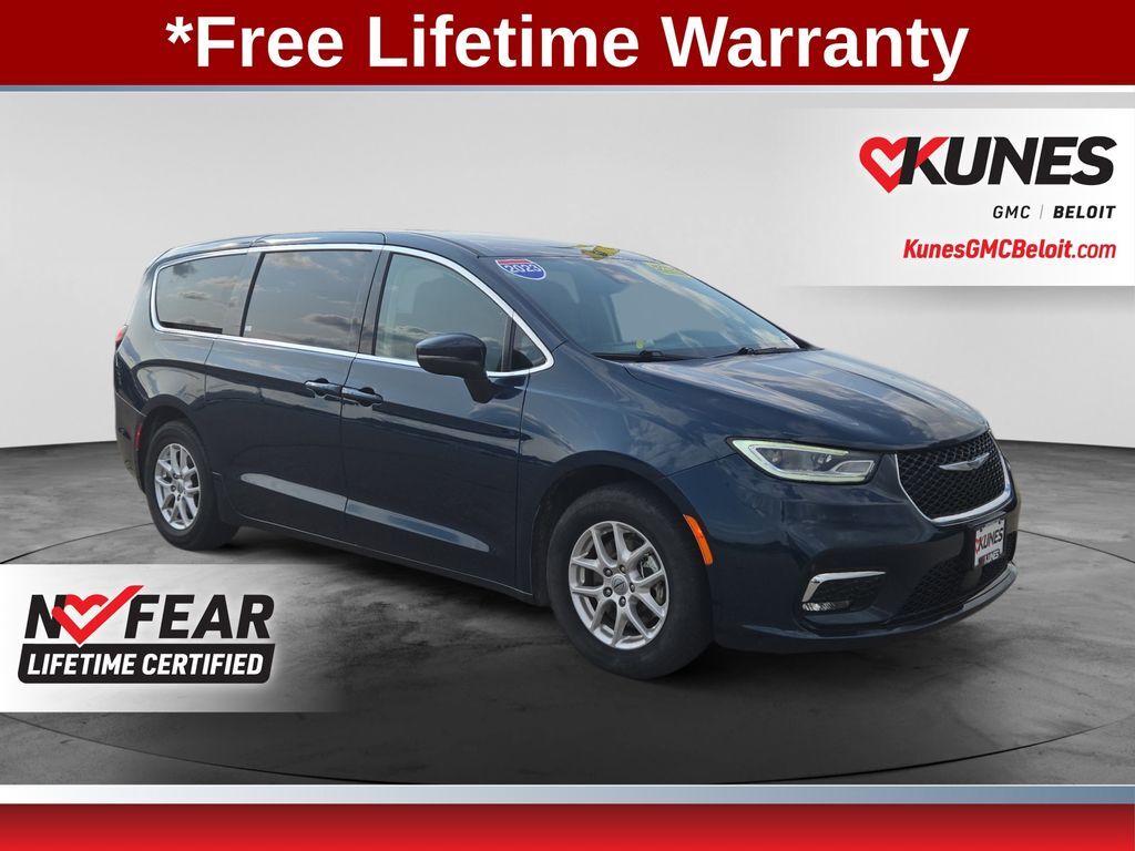 2023 CHRYSLER Pacifica