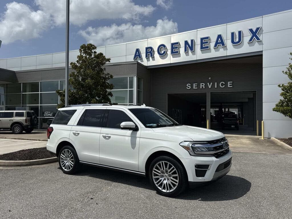 2022 FORD Expedition