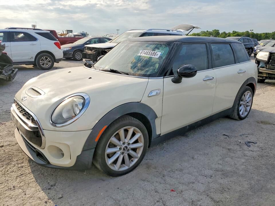 2016 MINI Clubman