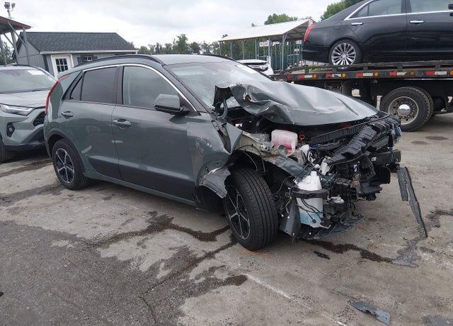 2025 KIA Niro