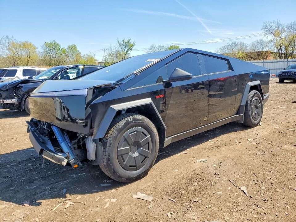 2024 TESLA Cybertruck