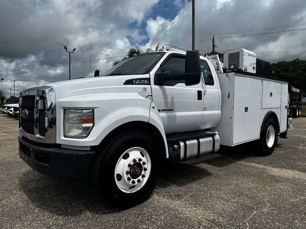 Ford F-750