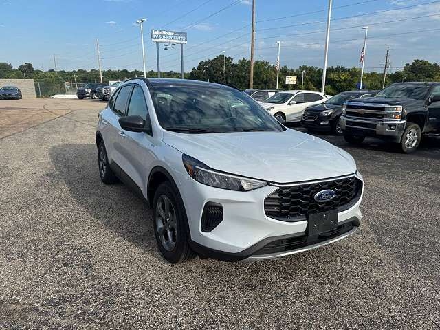 2025 FORD Escape