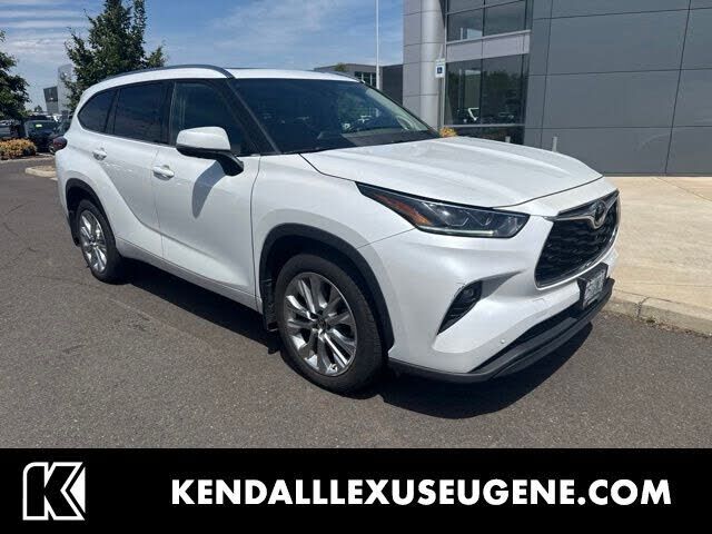 2022 TOYOTA Highlander