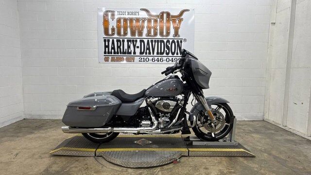 2026 HARLEY DAVIDSON FLHX / Street Glide