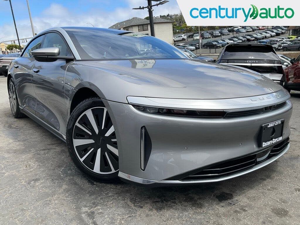 2025 LUCID Air