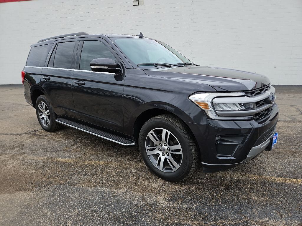 2022 FORD Expedition