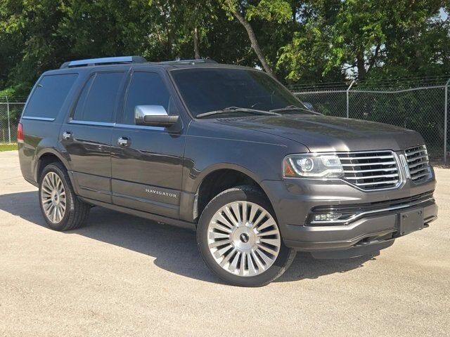 2016 LINCOLN Navigator